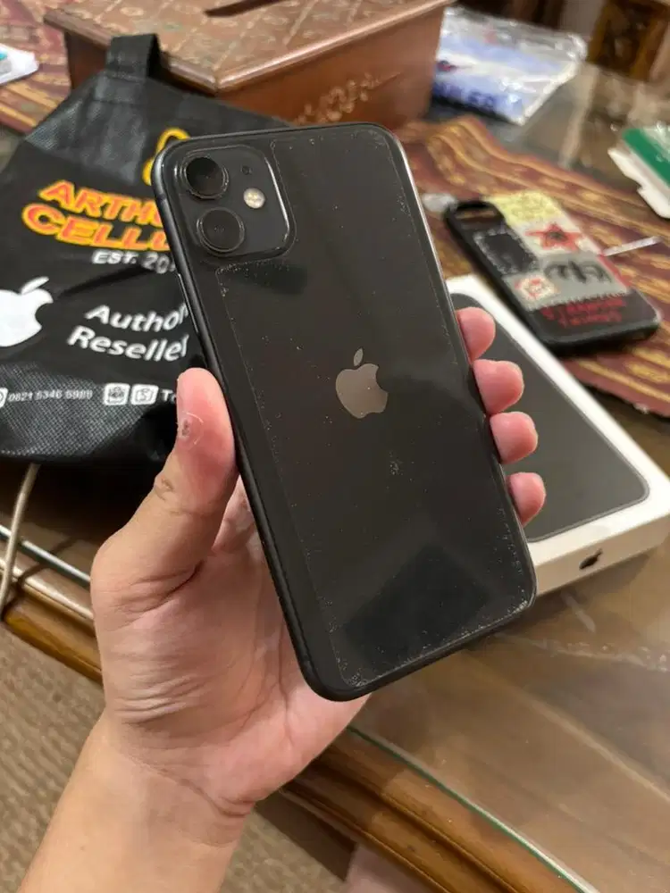 iPhone 11 64gb iBox