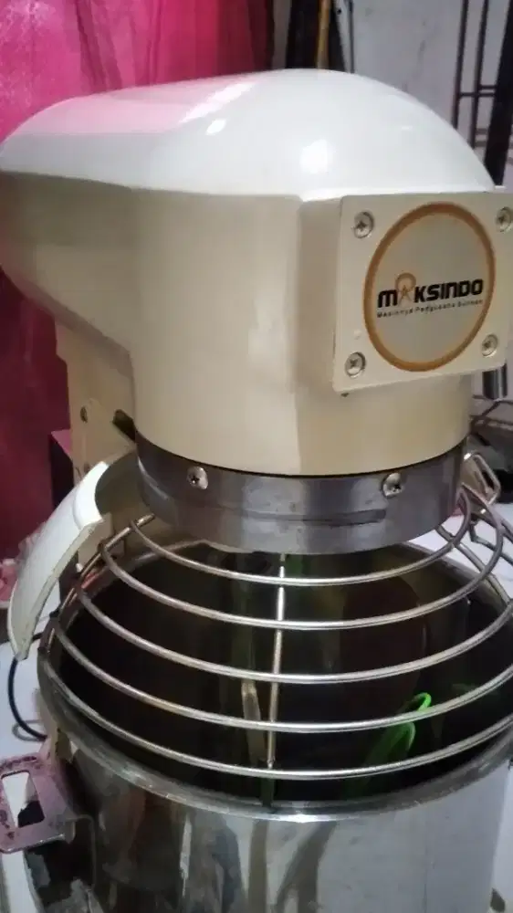 Mixer planatery merek maksindo