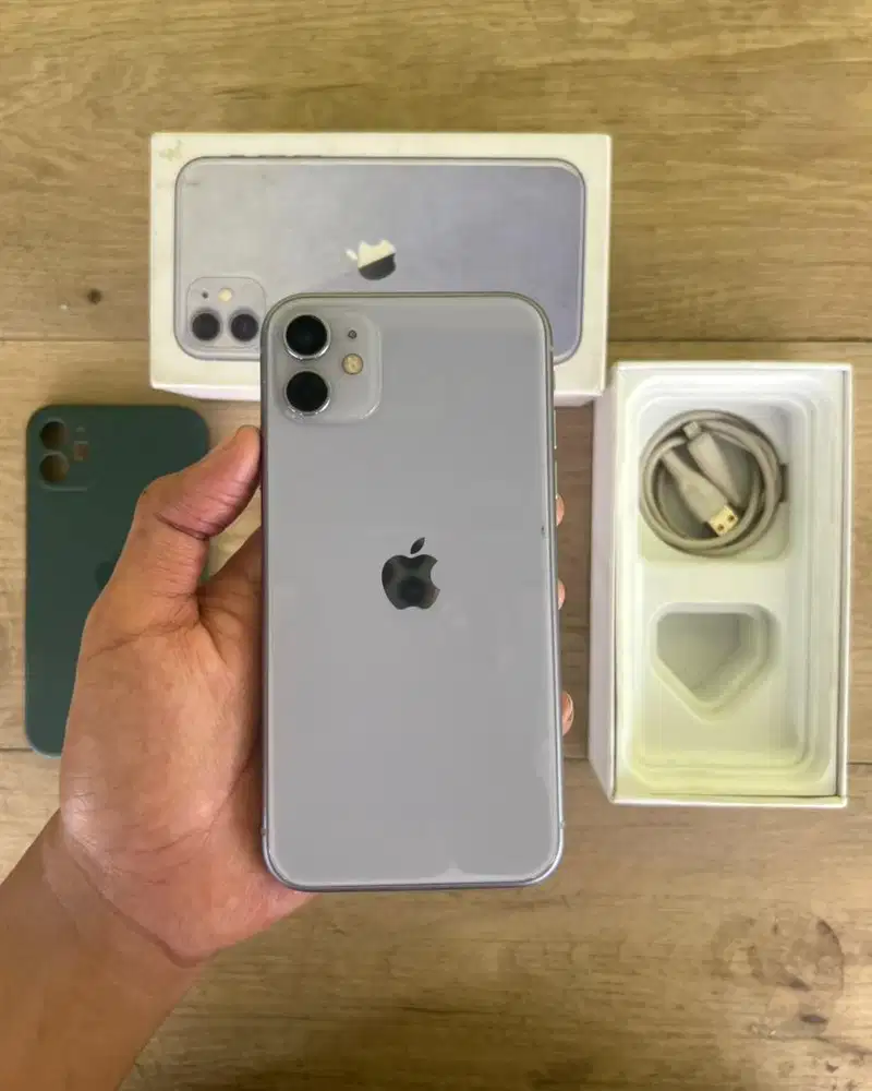 IPHONE 11 64GB.