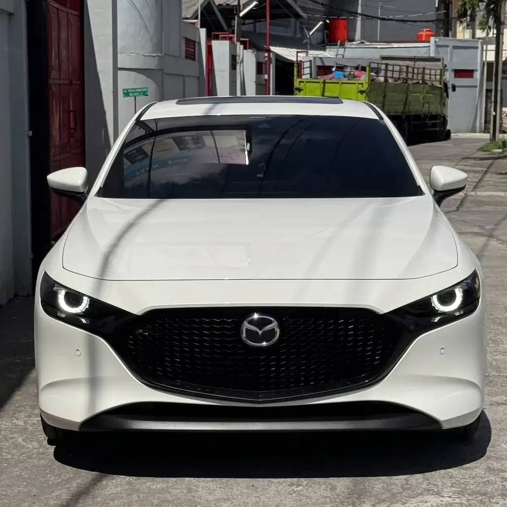 Mazda 3 Hatchback 2022 Skyactiv-G 2.0L