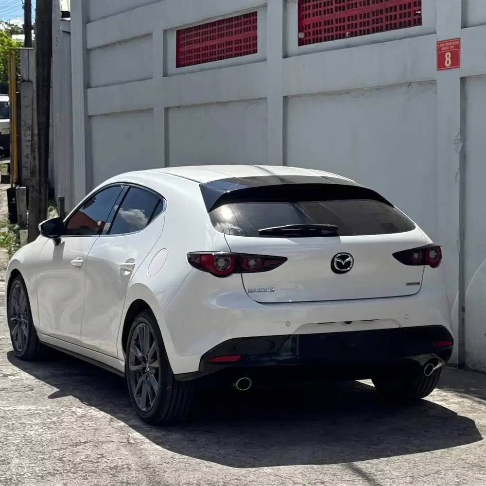 Mazda 3 Hatchback 2022 Skyactiv-G 2.0L