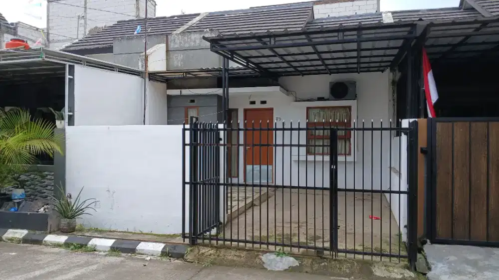 Kontrakan tahunan Rumah bagus