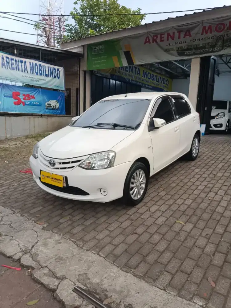 Etios valco 2013 Km 70 rb an seperti baru