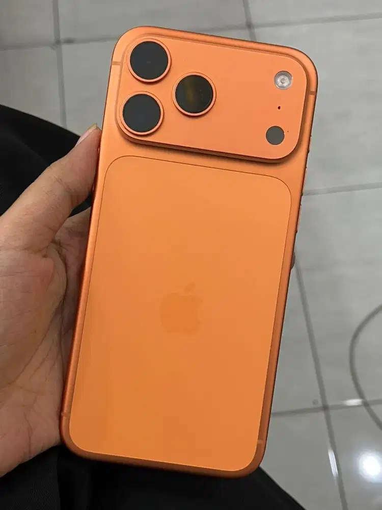 iPhone 17 ProMax 256gb Cosmic Orange iBox