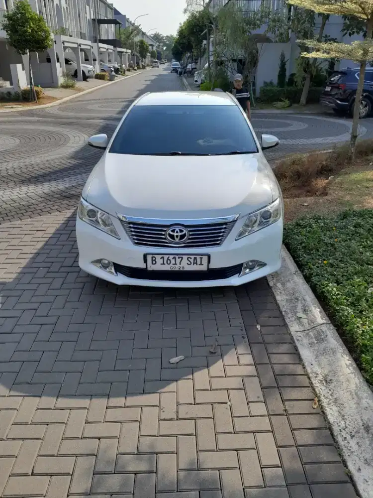 Camry 2.5V 2013