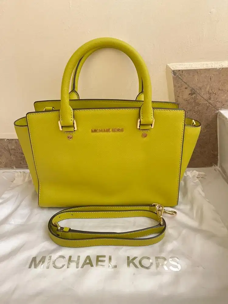 Tas Michael kors original authentic second bagus