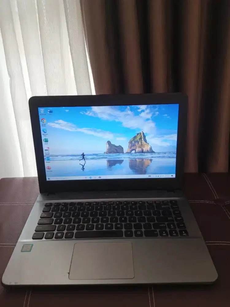 Laptop ASUS X441U Core I3 Gen-6 Fungsi Normal Tinggal Pakai