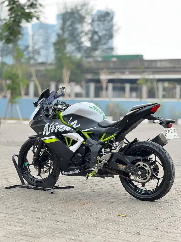 KAWASAKI NINJA 250 MONO SL PUTIH 2020 KM 8K PAJAK PANJANG SIAP TOURING