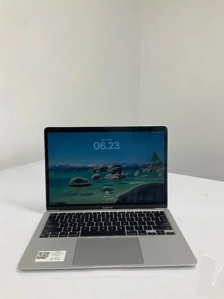 MacBook Air M1 8/128 13