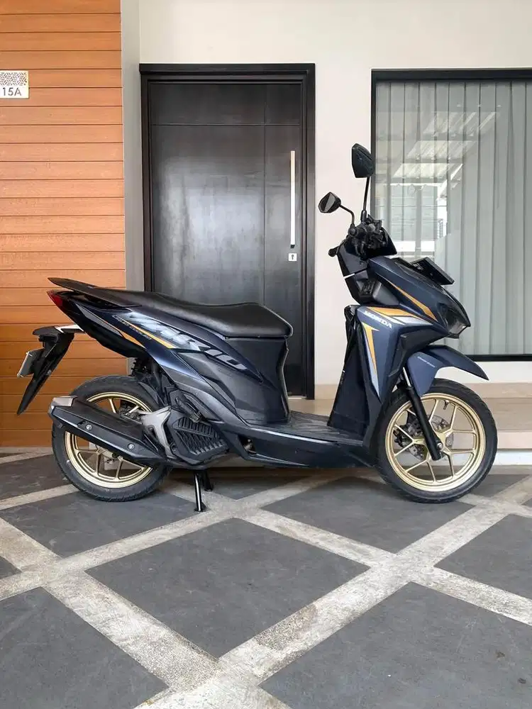 HONDA VARIO 125 2022 CBS ISS SE PAJAK ON, PLAT DKI, SRT LGKP,MESIN JOS