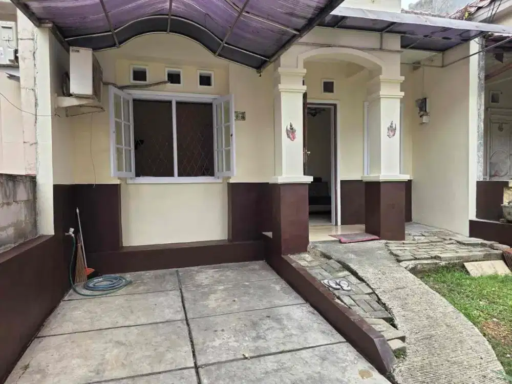 Disewakan rumah kosongan Permata Depok Regency Depok