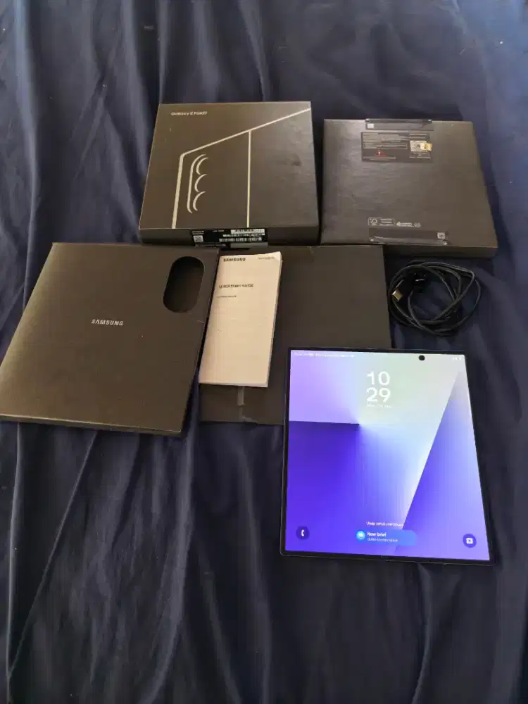 Samsung Z-Fold 7 12/512gb sein fullset ori bisa tt hp
