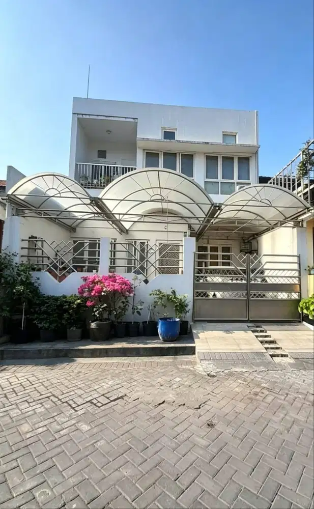 Dijual Rumah 2 Lantai Siap Huni Bumi Marina Emas Bagus dekat ITS