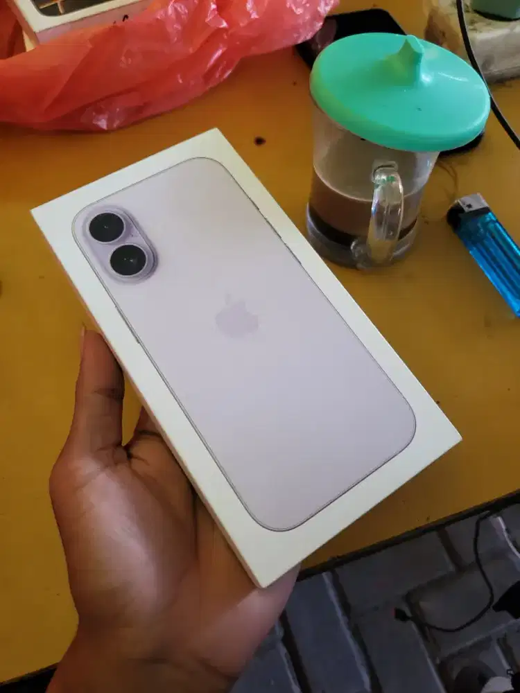 iPhone 17 New 256Gb Lavendeeer