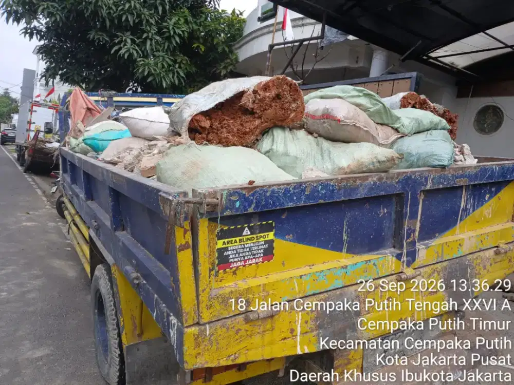 Jasa buang puing dan angkut sampah