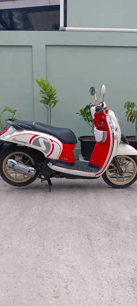 Honda Scoopy f1 tahun 2014 di Tangerang cadas