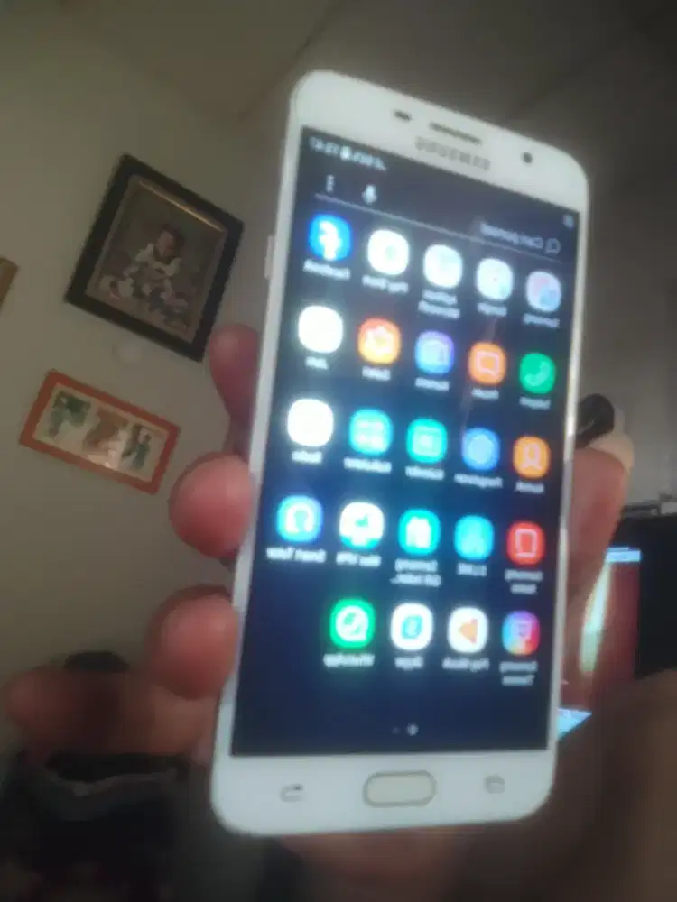 Dijual HP samsung Galaxy j7 prime