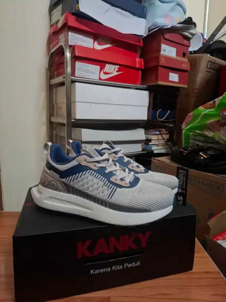 Sepatu KANKY size 43