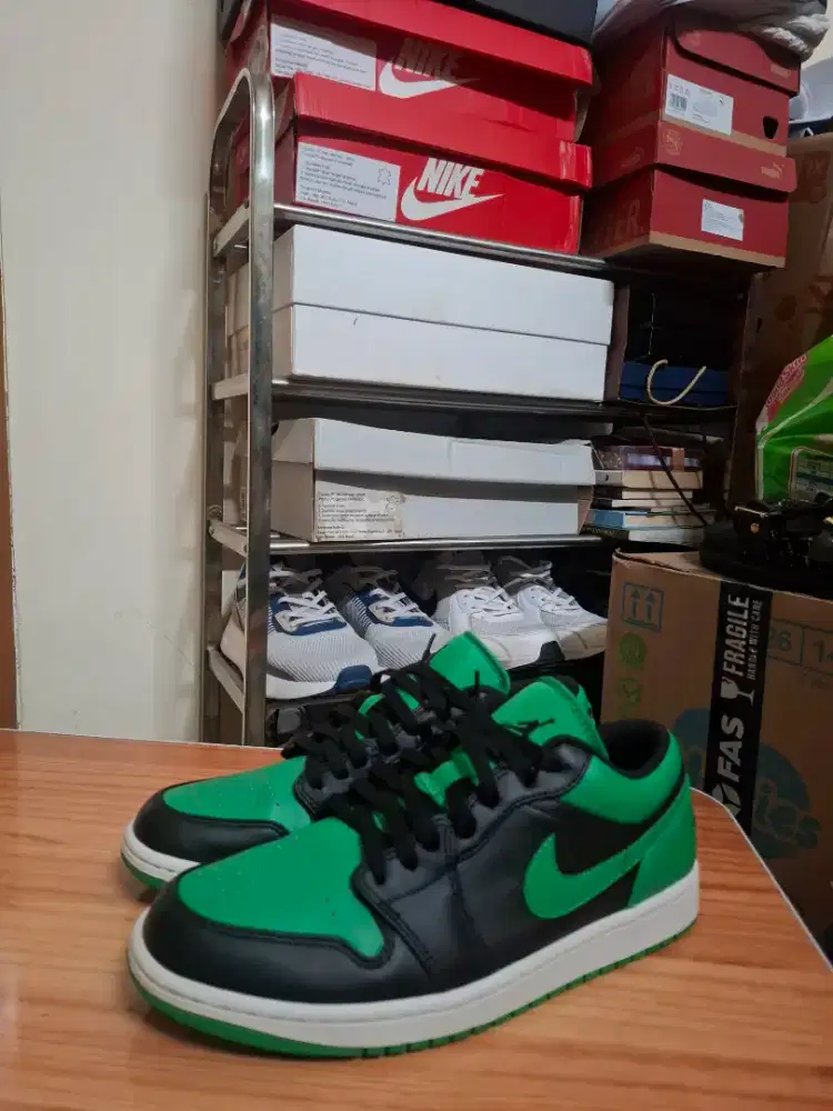 Nike Aj 1 low  Black Lucky Green size 42