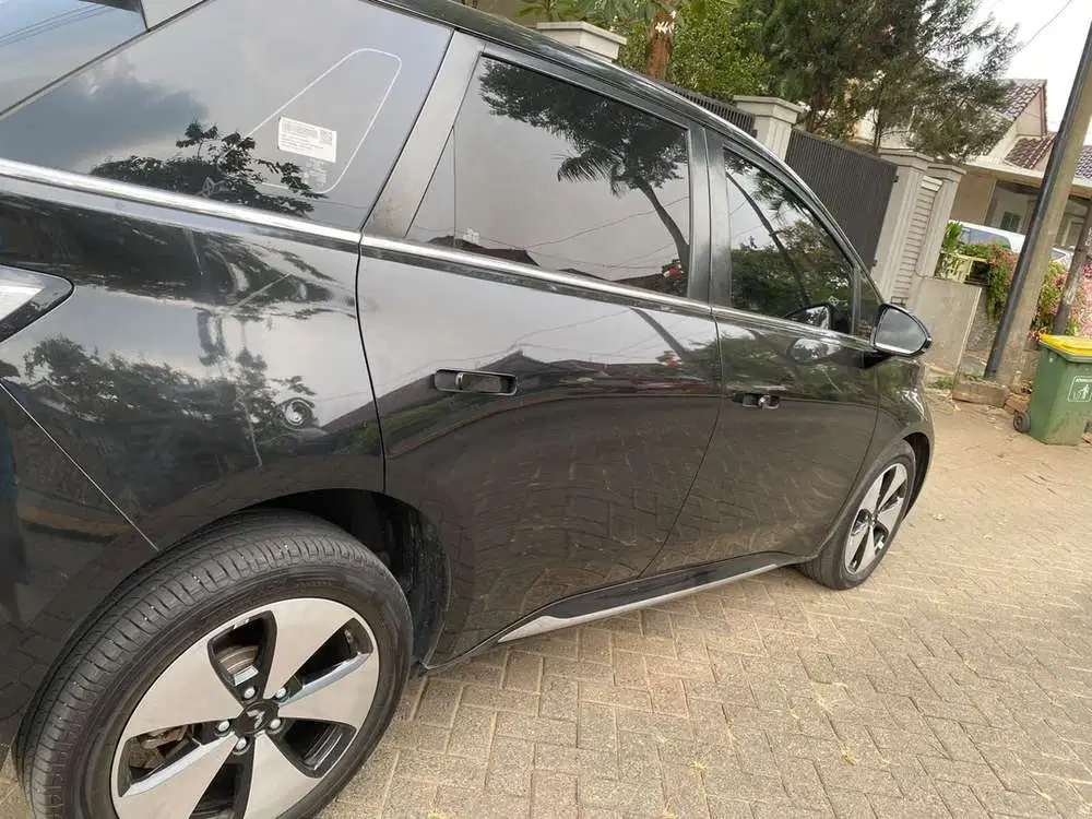 Wuling Cloud EV 2025 Listrik