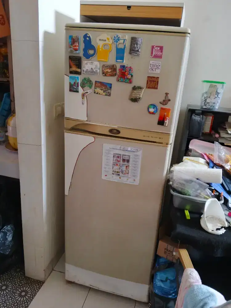 Kulkas Sanyo 2 Pintu SR N21