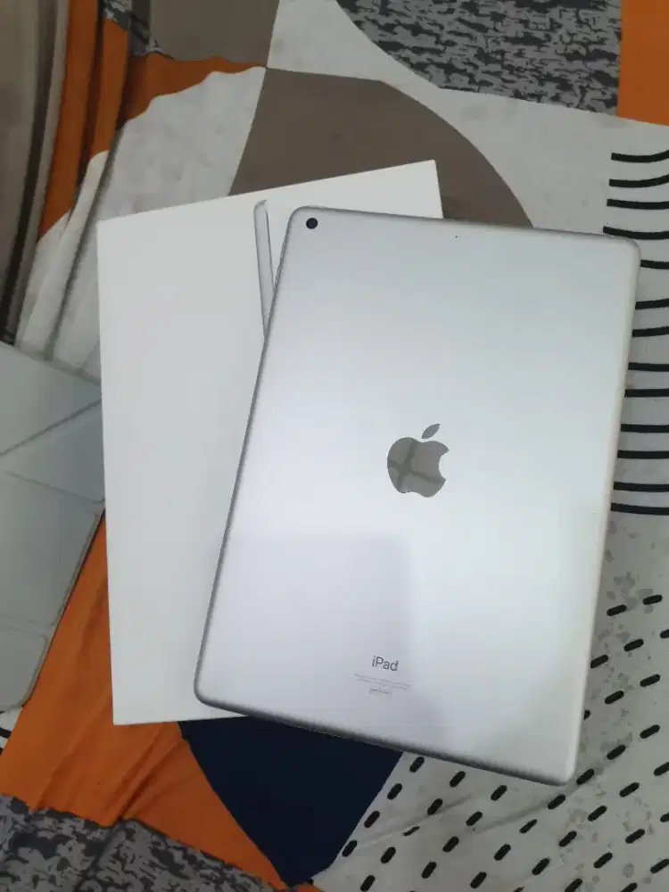 Ipad Gen 9 64GB Ibox Mulus Lengkap