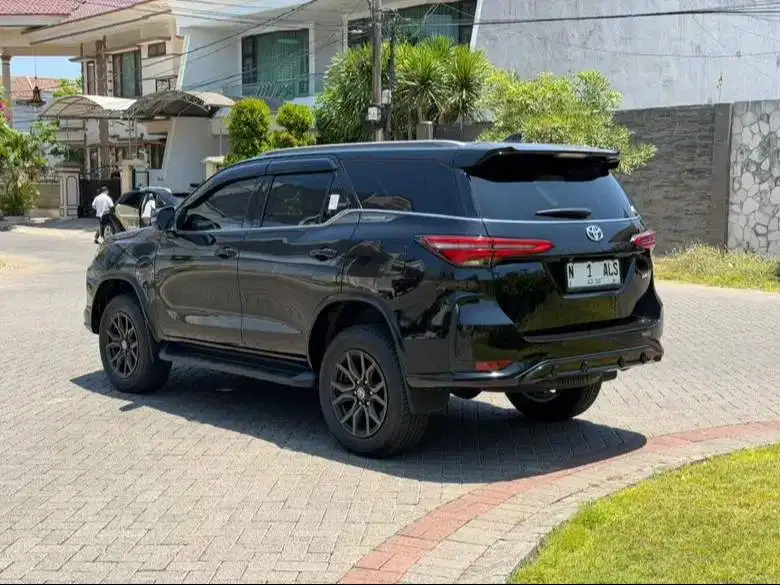 TOYOTA FORTUNER VRZ 2.8 4x4 GR SPORT TSS 2025