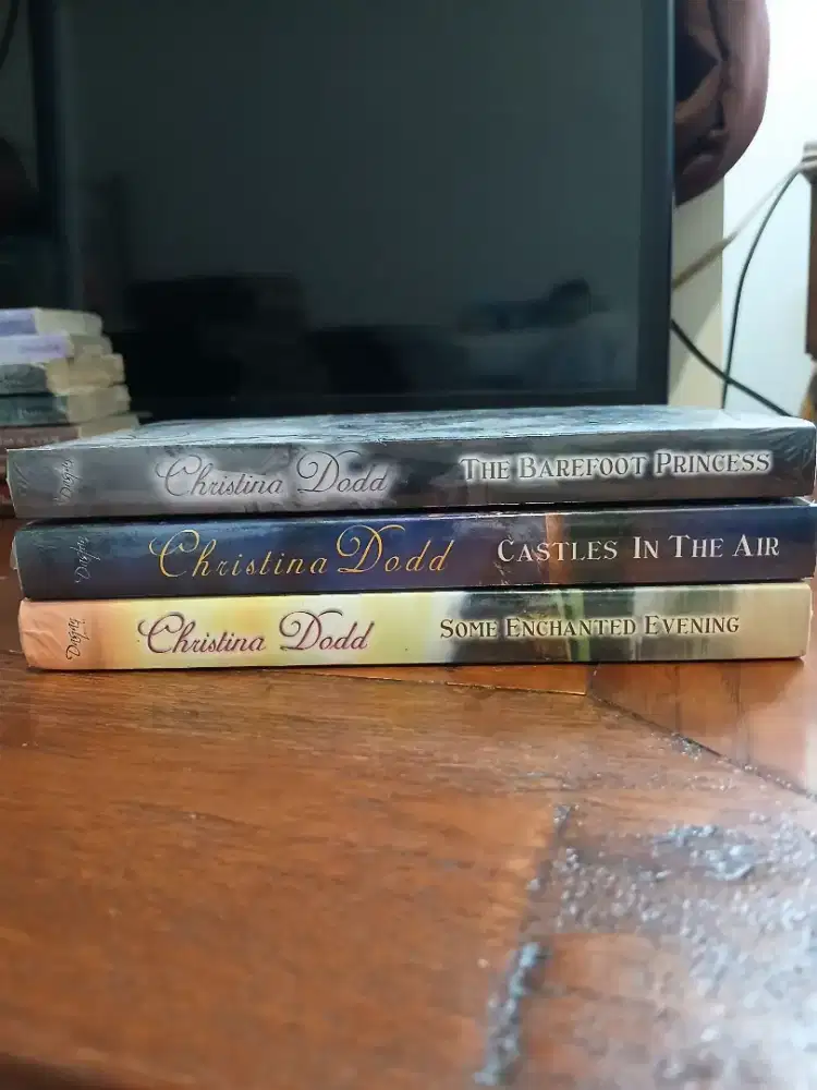 Novel Christina Dodd (3 buku), terjemahan, buku baru.