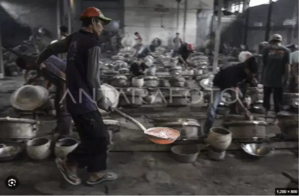 karyawan untuk produksi lilin rumahan