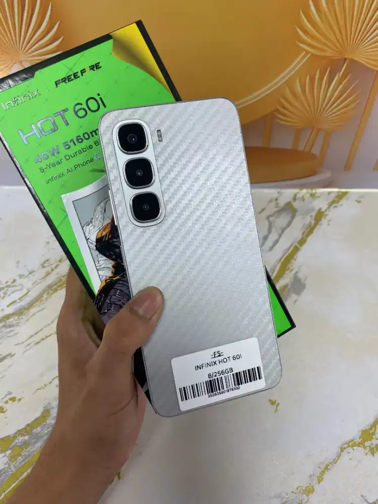 Infinix Hot 60i 8/256GB
Warna : Silver