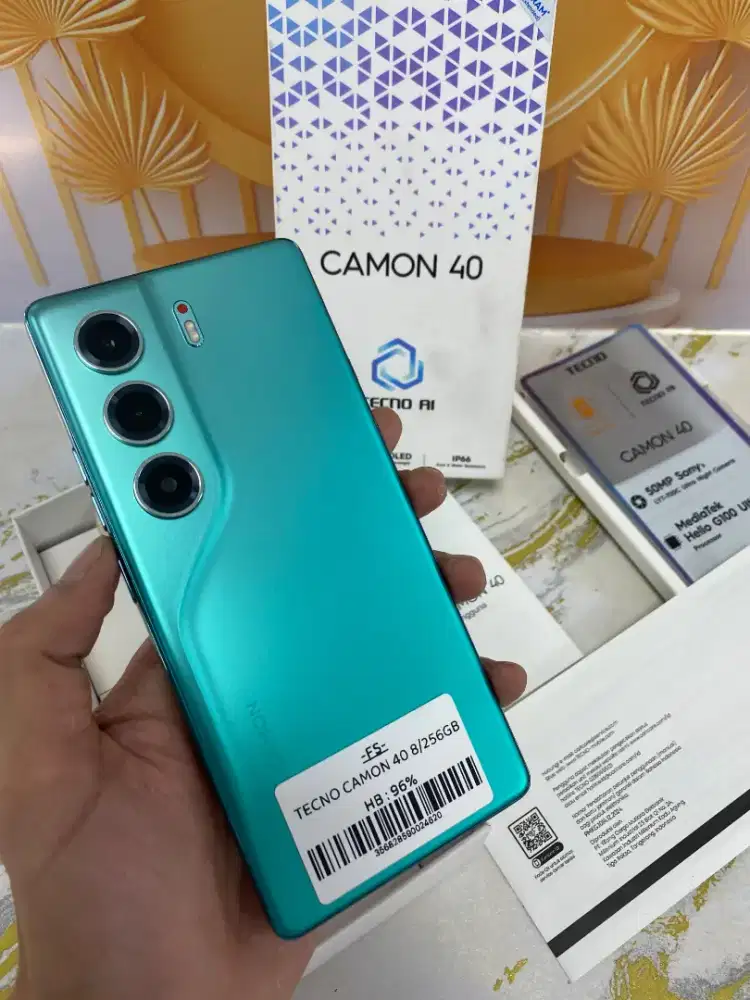 Tecno Camon 40 8/256GB
Warna : Green