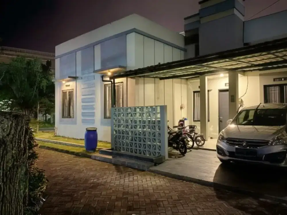 Rumah Hook Bagus di Cluster Derwati