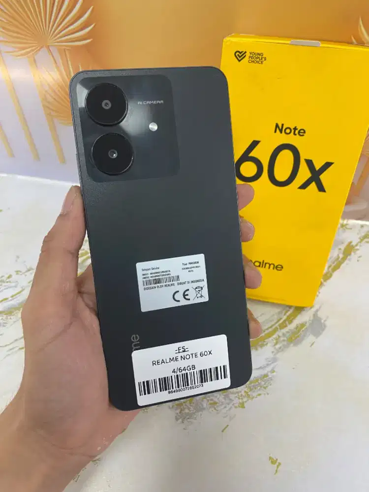 Realme Note 60x 4/64GB
Warna : Black