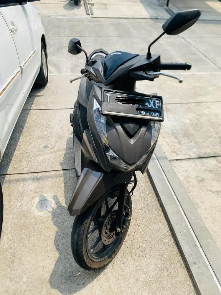 Beat Delux 2021 HITAM