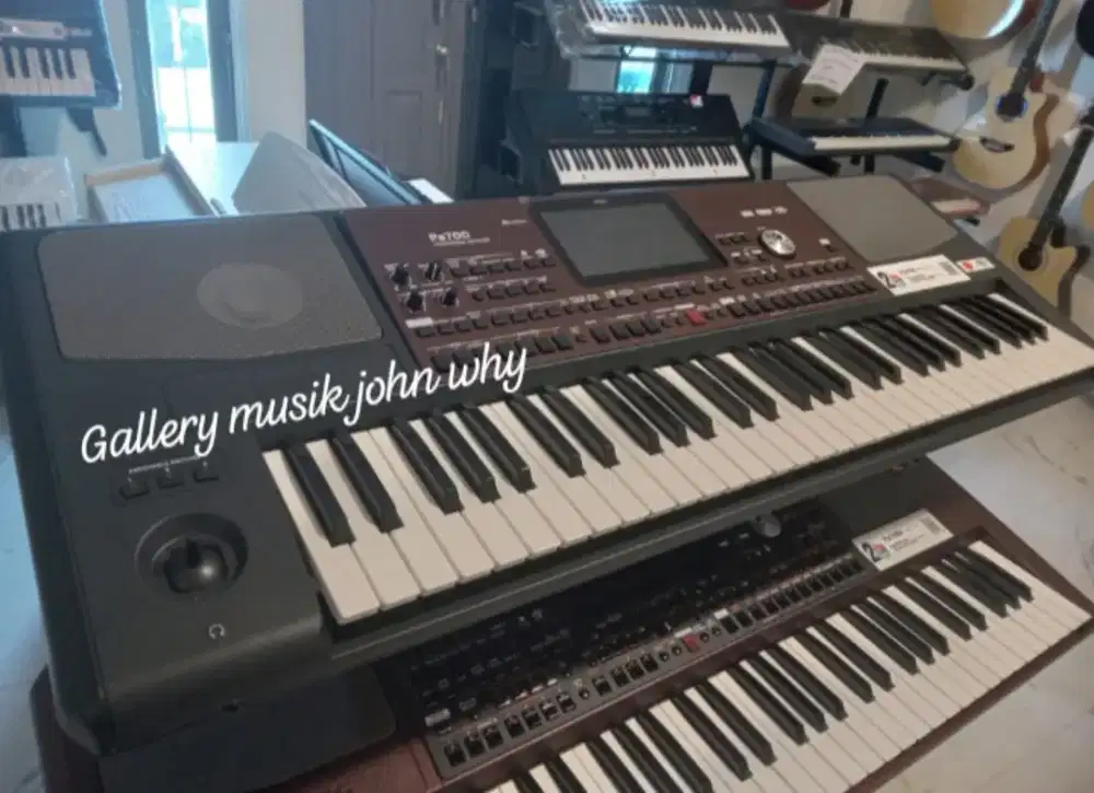 KEYBOARD KORG PA700