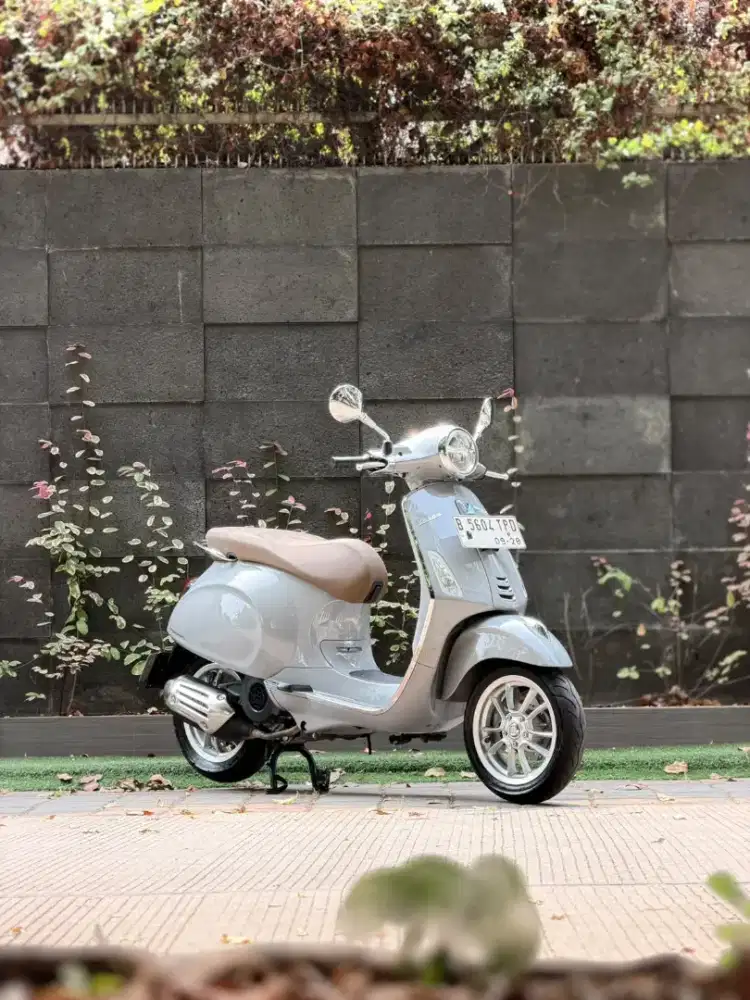 VESPA PRIMAVERA 150 IGET ABS LED TH 2023 PERFECT CONDITION
