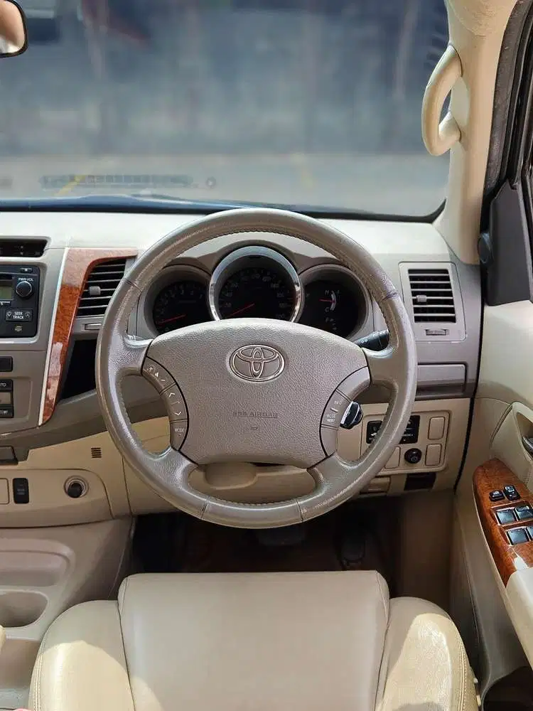 Toyota Fortuner 2007 Bensin