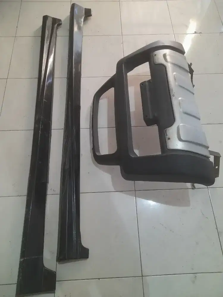 Jual Tanduk depan Avanza/ Xenia + Body kit samping kiri & kanan Datsun