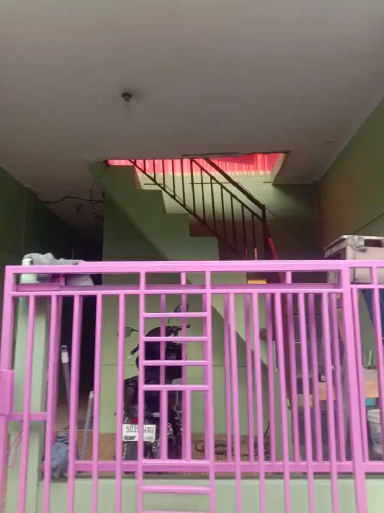 Kontrakan Harum manis