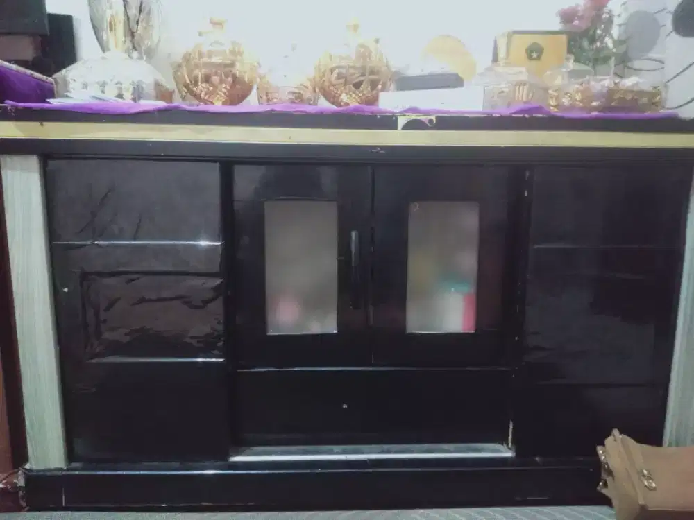 Bufet tv atau bufet serbaguna
