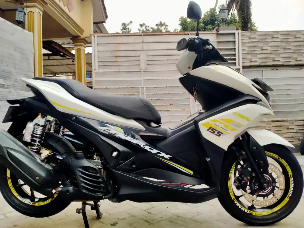 Yamaha Aerox lengkap motor sehat walafiat keterangan detail dibawah