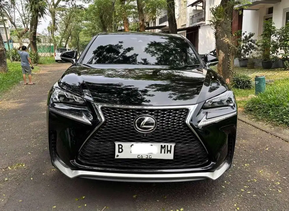 Lexus NX200T 2014 F-Sport Low km Tangan pertama Nx 200