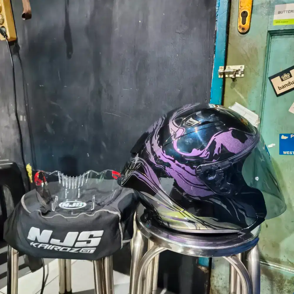 Helm NJS Kairoz GT nebulasky
