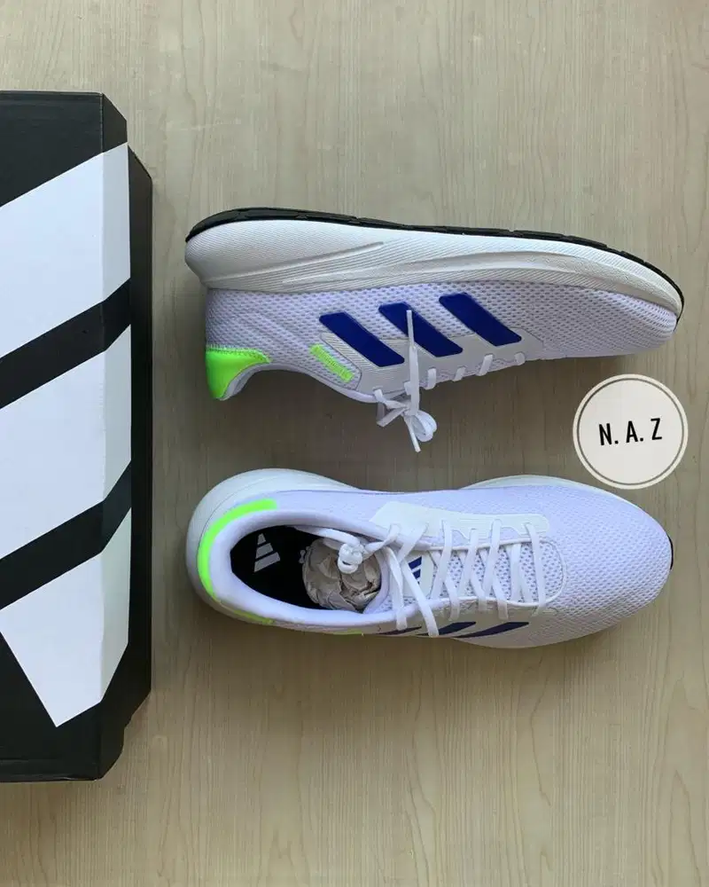 Adidas Response Runer White size 43,3/27,5cm