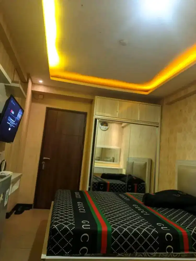 sewa apartemen harian green Pramuka city Jakarta pusat