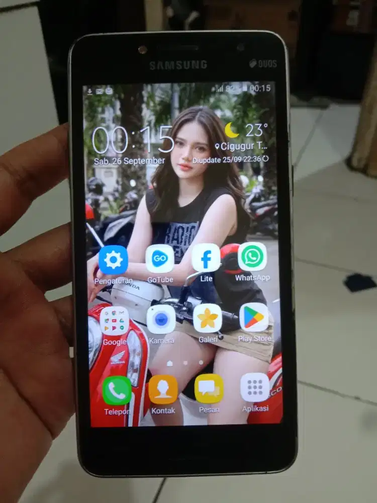 Samsung galaxy J2 prime 4G layar 5 inchi normal
