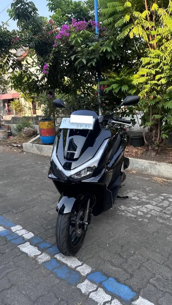 Di jual pcx cbs 160 like new