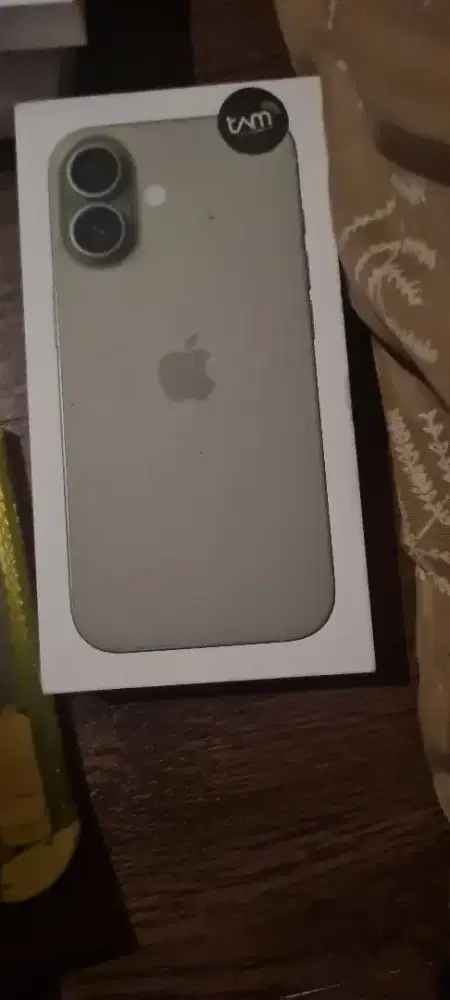 Iphone 17 sage tam
