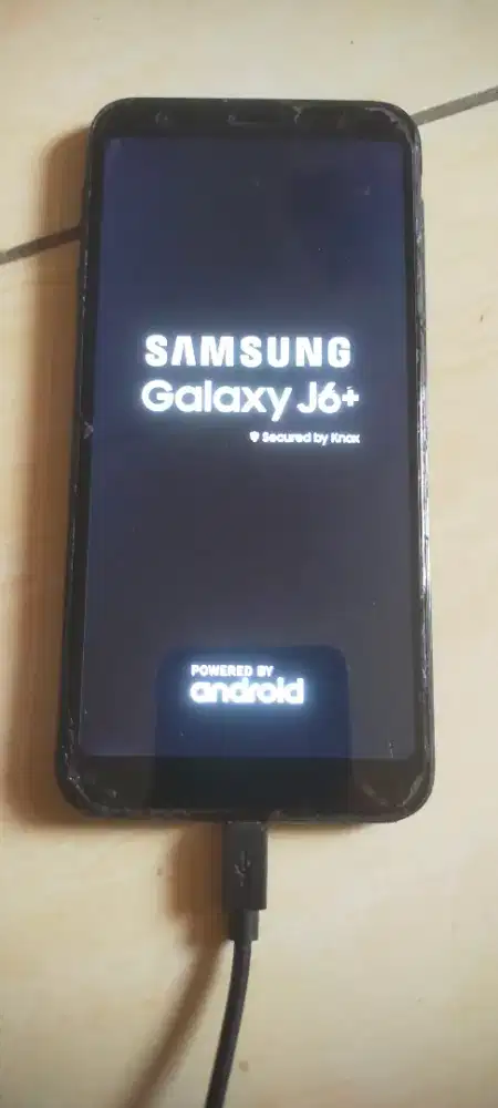 Samsung J610F(J6+ )Ram 3/32GB.Bekas.