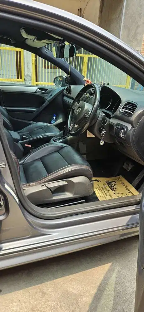Volkswagen Golf 2012 Bensin